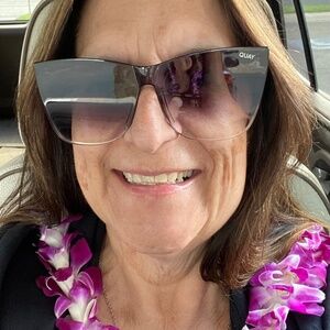 Meet your Posher, Sherri